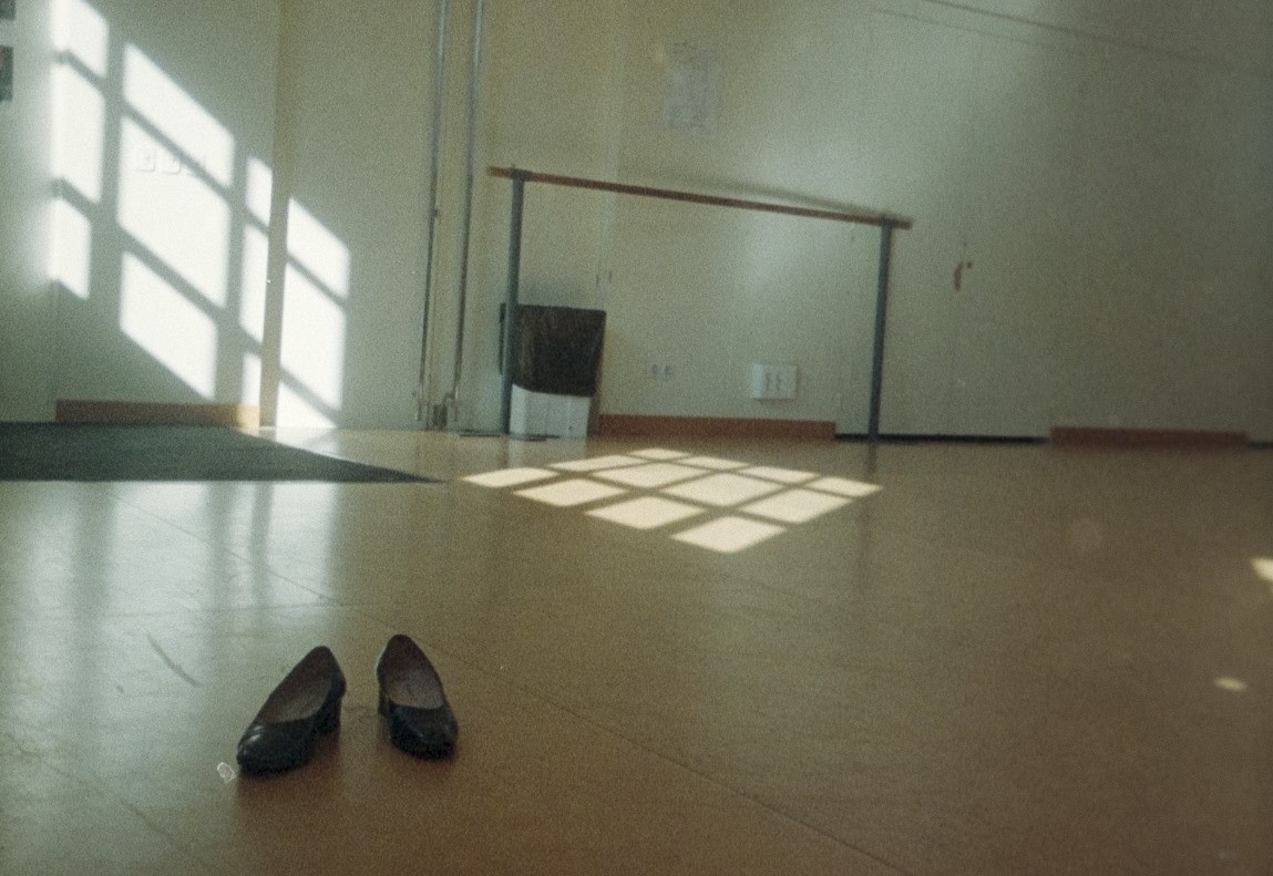 El terra és lava, una exposició que ens convida a jugar