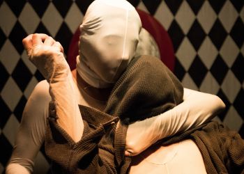 Cia La Dona Calba - Residència d’Investigació i Creació d’Arts Escèniques i Nous Formats Del 8/01 al 5/04/2025