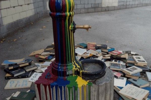 Laboratori Farenheit 441